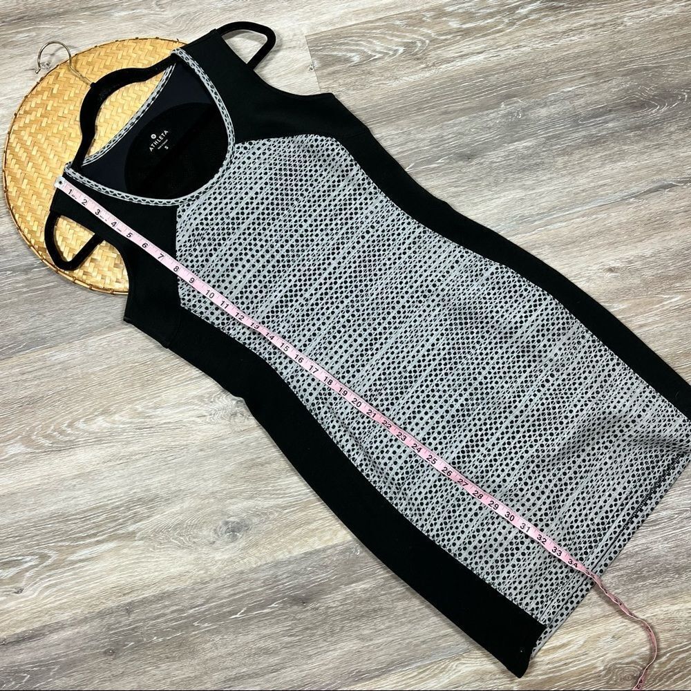 Athleta sleeveless athletic dress - Picture 2 of 5